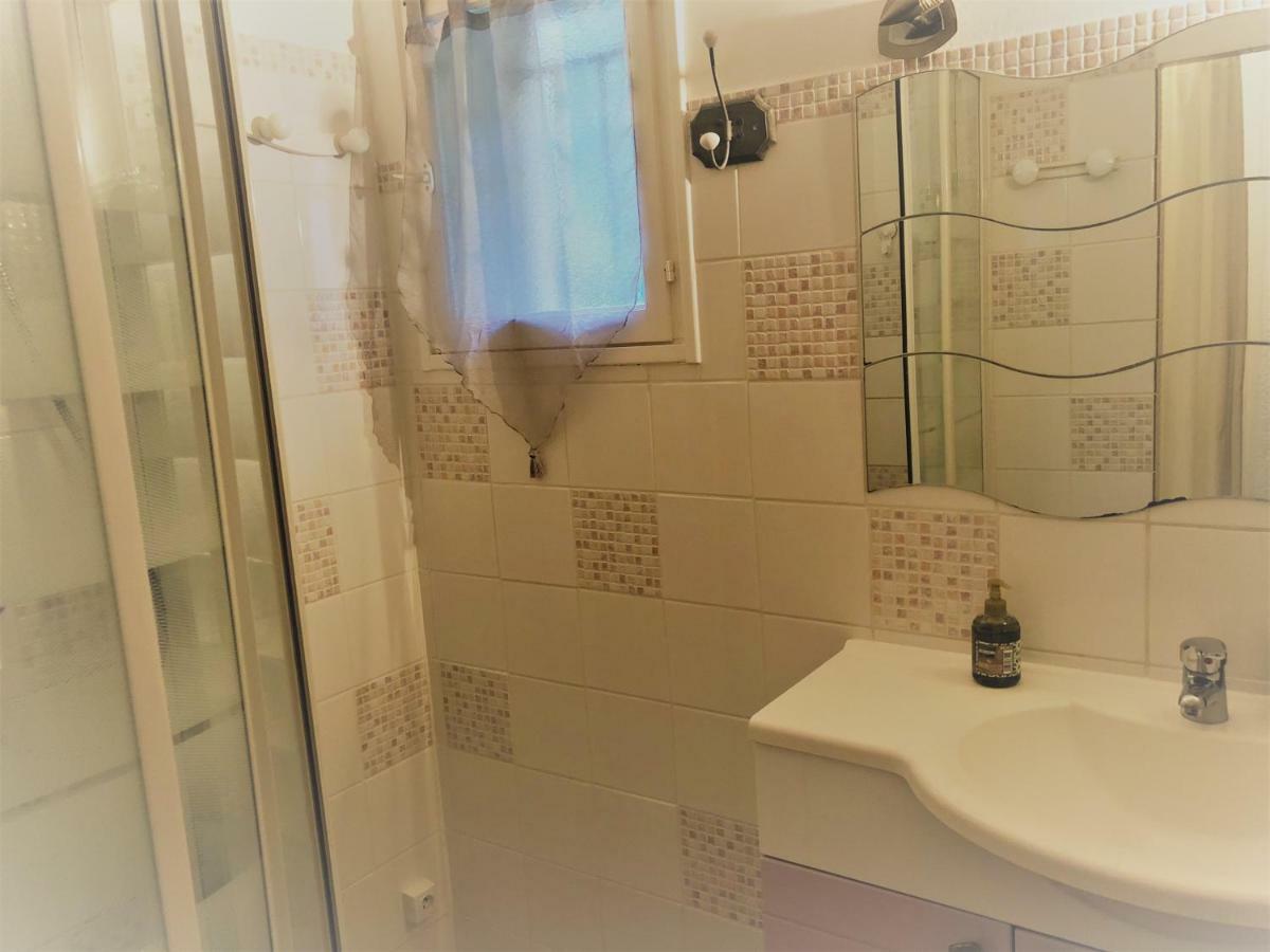 **** Beau T2 De 40 M2, Jardin De 70M2, Au Calme, A 50 Metres De La Plage Le Pradet Kültér fotó